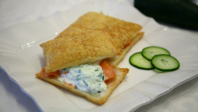 Saccottino al salmone agrumato e crema al cetriolo