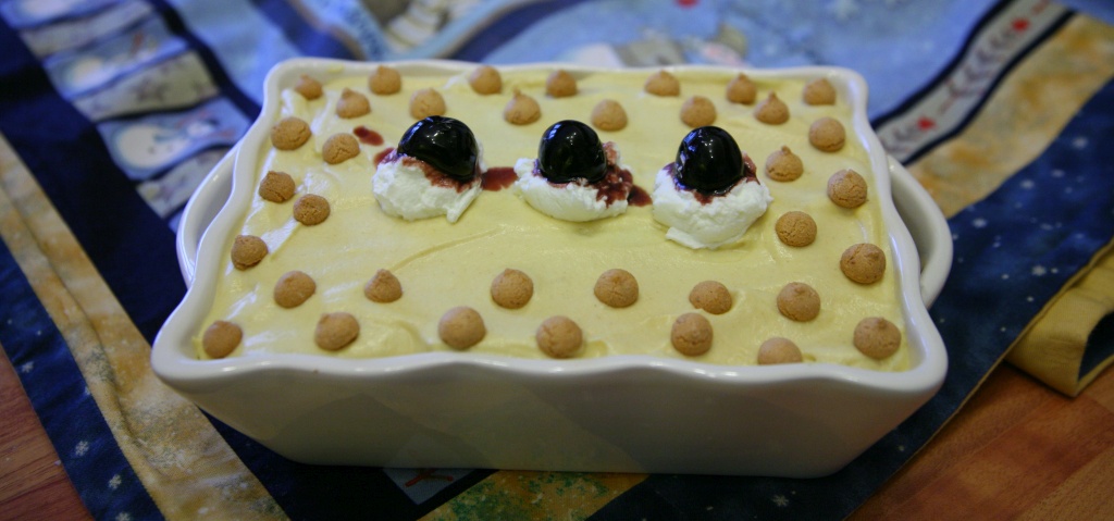 Tiramisù al marsala con amarettini e ciliegie sciroppate